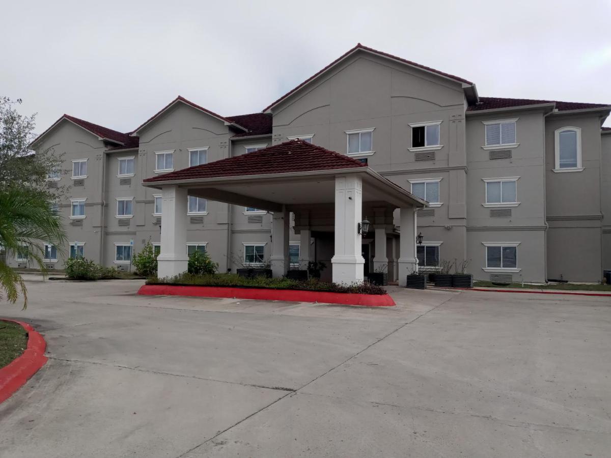 Deluxe Inn & Suites Brownsville Exterior foto